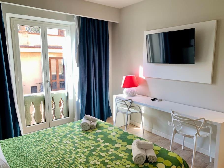 Alex Charme Central Apartments - Corso Umberto Таорміна Екстер'єр фото